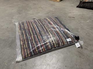 Vloerkussen van gevlochten leer